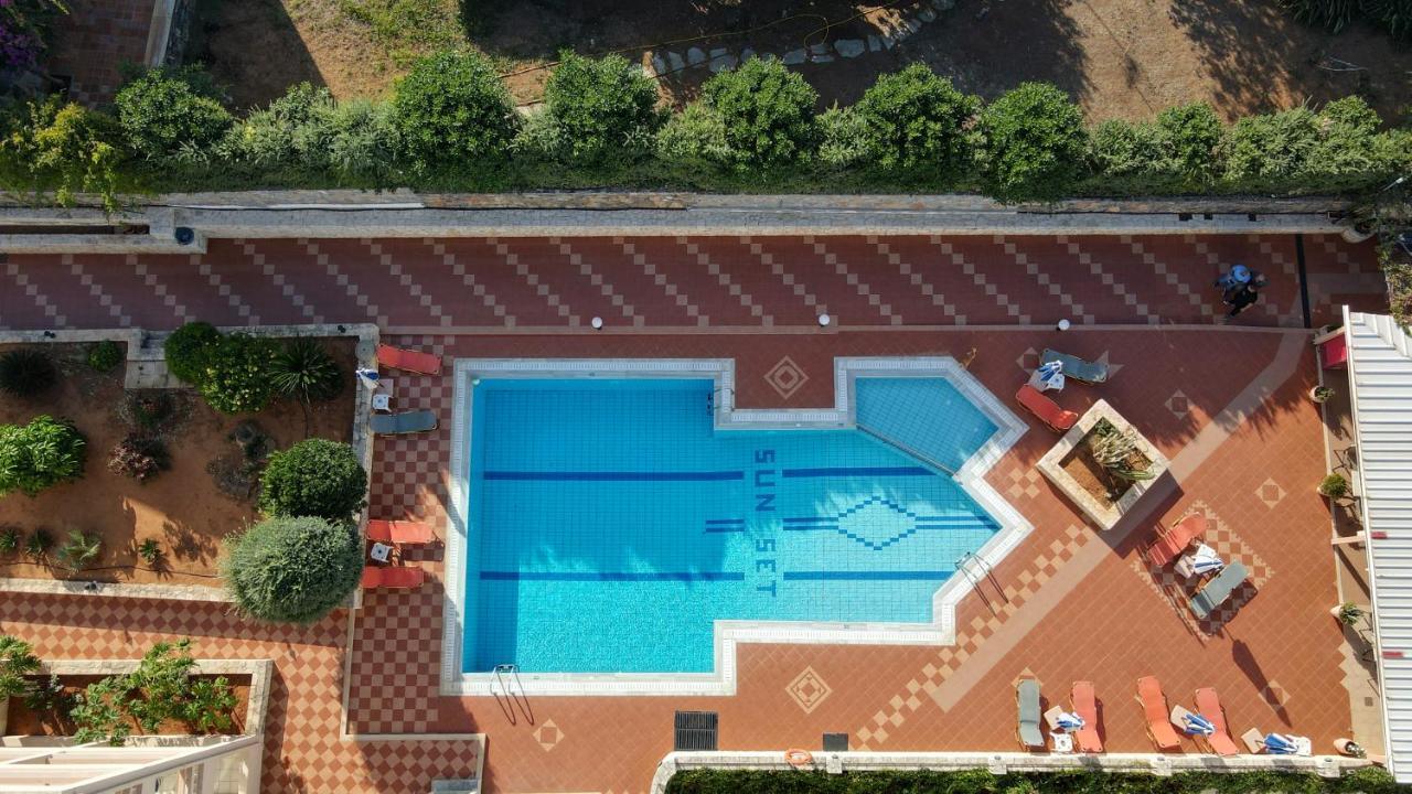 Sunset Apartments Malia Buitenkant foto